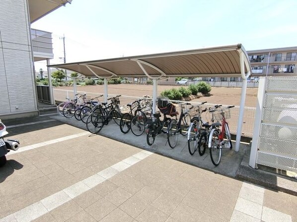 ウィスタリア・ガーデンB棟の物件内観写真